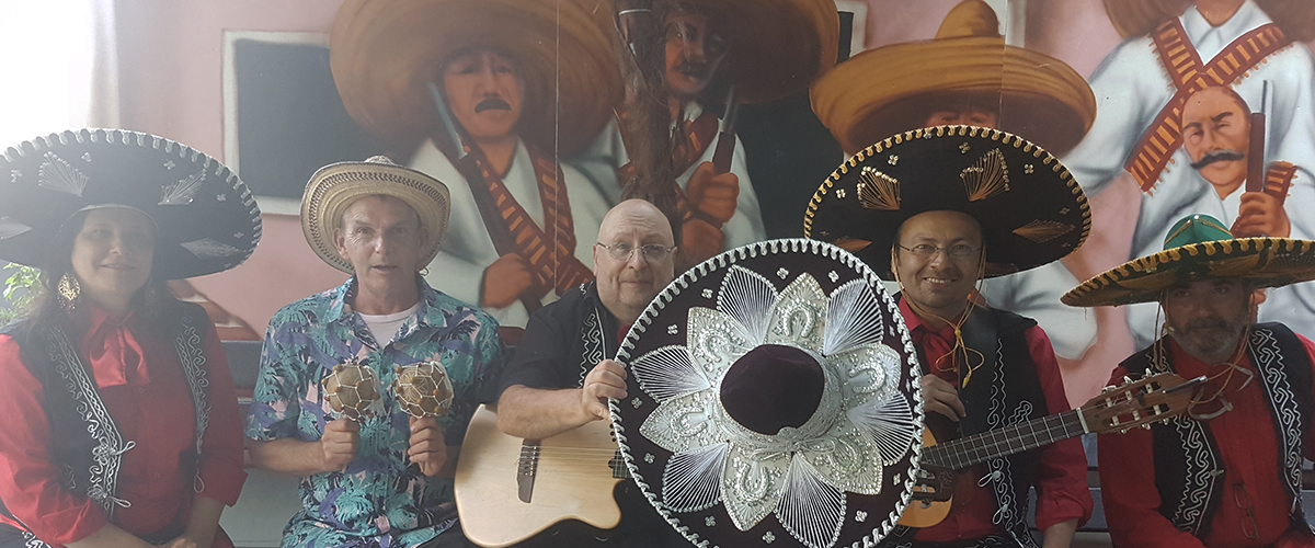 Mexicaanse vlaggen charro, cowboys, papegaaien decor